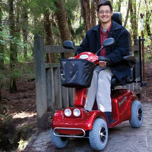 AMW Discovery Scooter red with rider