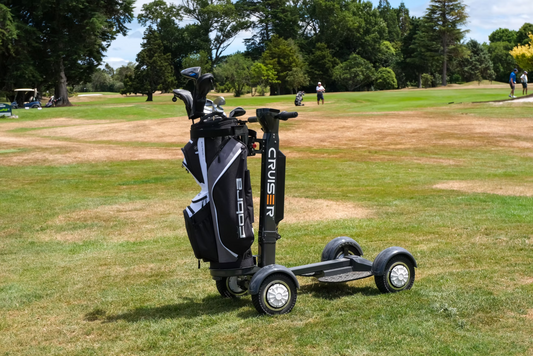 Cruiser VL2000 Golf Cart black on golf course