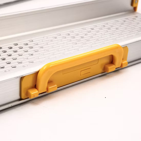 Telescopic Ramps handle close up