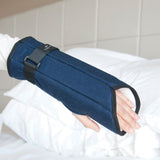 IMAK RSI SmartGlove PM – shown in use