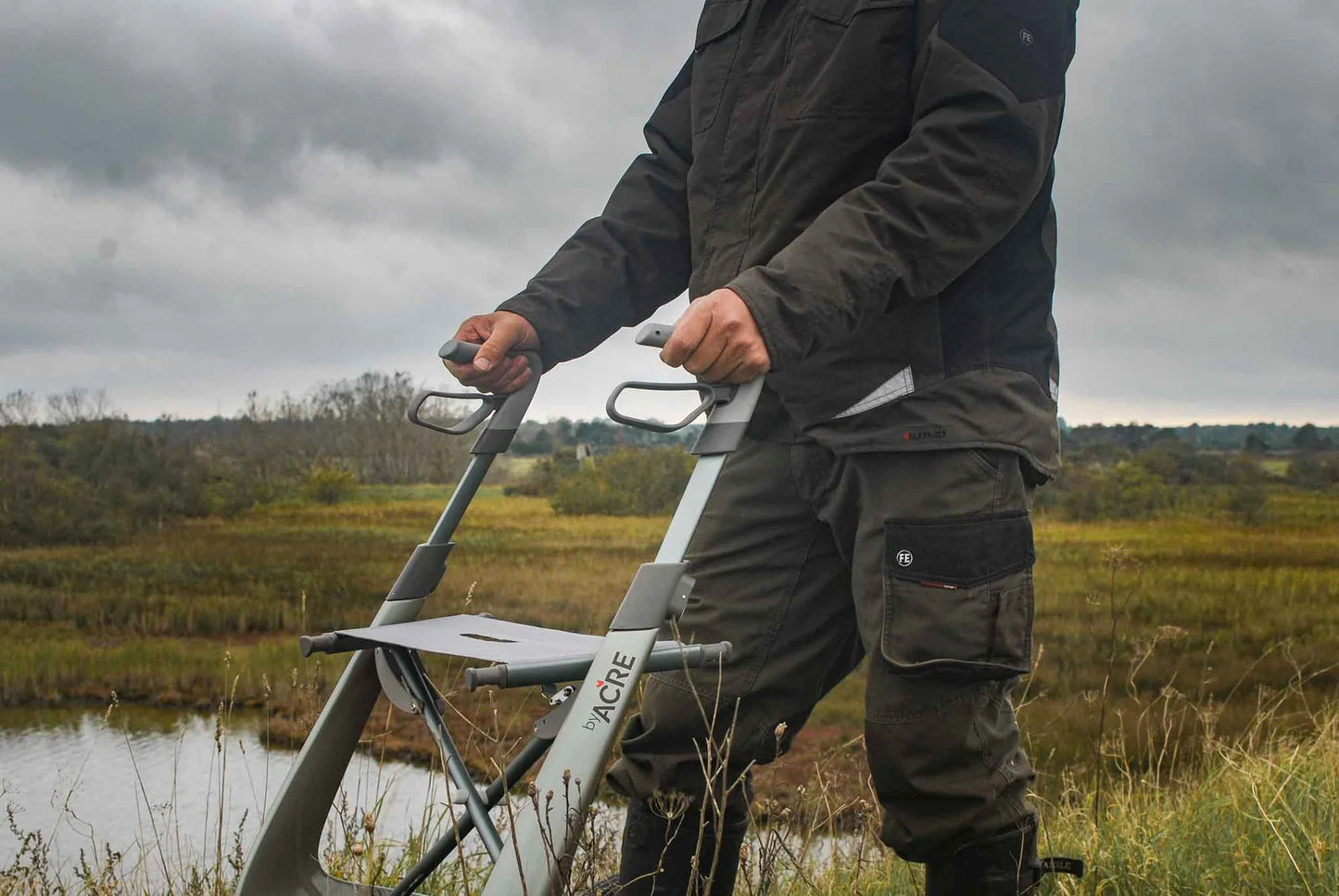 byACRE Carbon Overland Walker in field close up handles