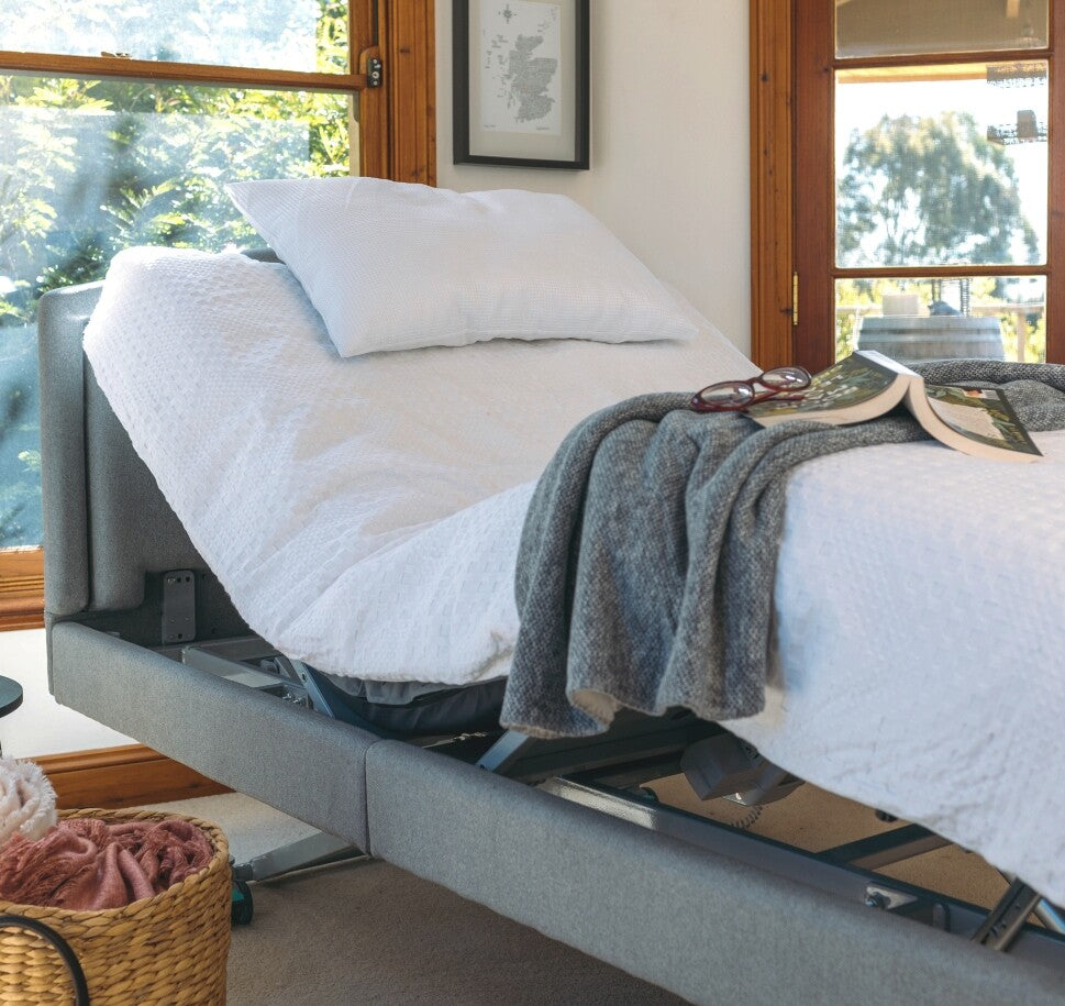 Casero Duo bed with Mediflex mattress zero gravity mode